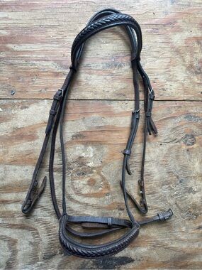 Cob sized weave bridle